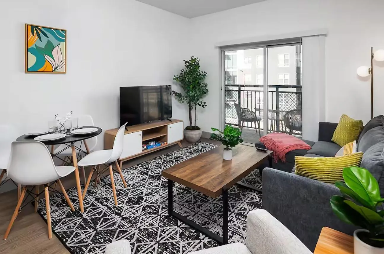 Urban Retreat - Free Parking, Wifi, Walk To Stadium Charlotte 0*,  United States