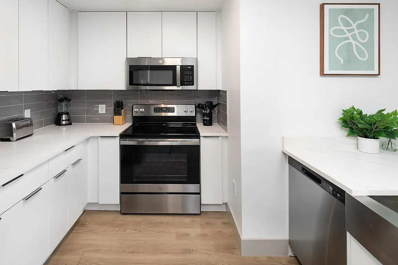 Apartment Urban Retreat - Free Parking, Wifi, Walk To Stadium Charlotte
