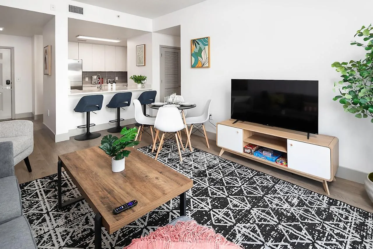 Urban Retreat - Free Parking, Wifi, Walk To Stadium Charlotte 0*,  United States