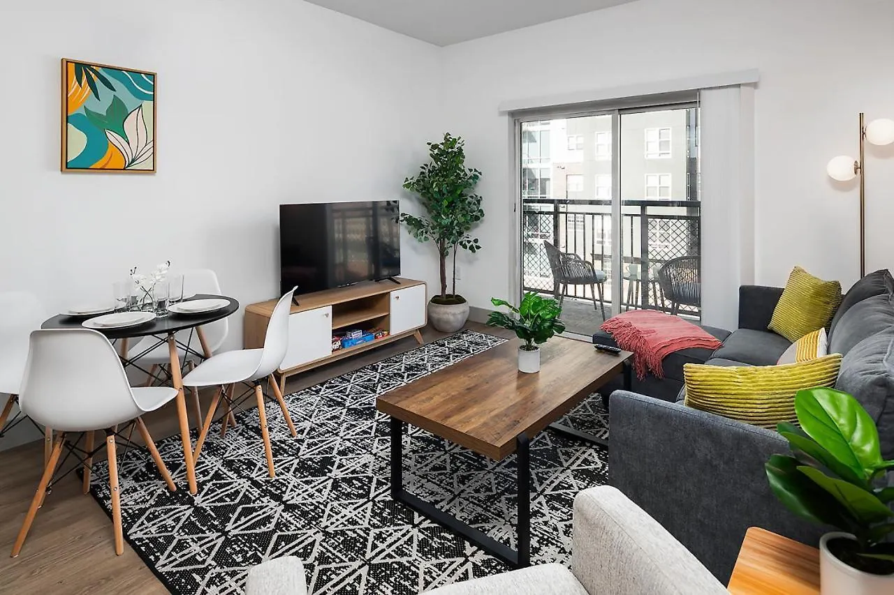 Urban Retreat - Free Parking, Wifi, Walk To Stadium Charlotte 0*,